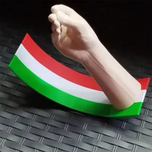 Décorations de voiture et de bureau en forme de geste italien amusant, jouets créatifs pour une décoration ludique - Product Image 2