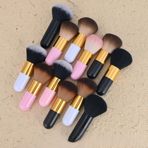 Grand pinceau de maquillage noir multifonctionnel pour fond de teint, outil de beauté - Product Image 4