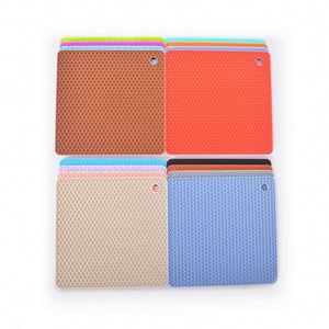 Eco-friendly Non-slip Kitchen Tool Heat Insulation <b>Pad</b> Anti-scalding square Round Silicone Mats & <b>Pads</b> Heat Protection - Product Image 4