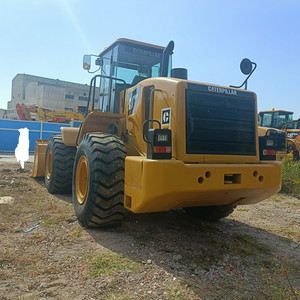 Chargeuse sur pneus Cat 966 d'occasion, modèle 2023, d'origine japonaise, modèle classique robuste, efficace pour les carrières, la construction et les ports. - Product Image 2