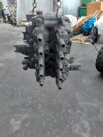 Rakitan Distributor Katup Multi-arah Kontrol Utama Excavator EC210 240 250 290B untuk Volvo 200 205 210 220 230 240 EC250E