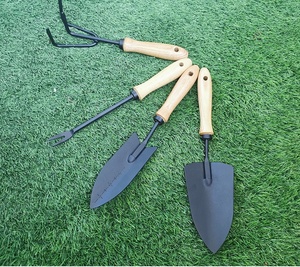 Outils de jardinage 4-en-1 : Kit d'outils de jardinage multifonctionnel vintage en fer pour plantes en pot, désherbage et plantation en jardin - Product Image 4