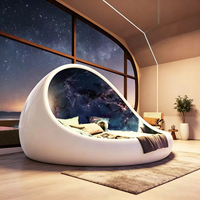 Lit Queen en fibre de verre imprimé galaxie étoilée, coque de cocon d'œuf blanc brillant pour une décoration de chambre futuriste
