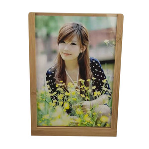 Cadre photo de bureau personnalisé <span class=keywords><strong>MR</strong></span> MK-A0007 en <span class=keywords><strong>bambou</strong></span> massif fait main, finition naturelle, technique polie, rectangulaire, réutilisable, vente en gros - Product Image 2