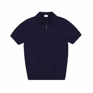 Polo homme personnalisé en maille de soie glacée, coupe ajustée, col zippé, manches courtes, demi-zip, mode de luxe estivale - Product Image 4