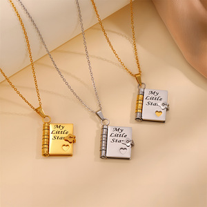 Collier sportif unisexe en cuivre électroplaqué avec motif cœur et livre gravé, s'ouvrant pour révéler une lettre d'amour à l'intérieur, chaîne en bambou - Product Image 1