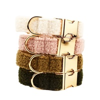Produits les plus populaires pour l'ensemble collier et laisse pour animaux de compagnie en velours, luxe, écologique, avec nœud