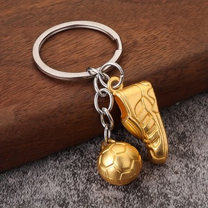 Llavero con Forma de Zapatilla de Fútbol Dorada DAMAI, Colgante de Balón de Fútbol, Recuerdos para Fiestas, para Fanáticos del Deporte, Accesorios de Recuerdo para Celebraciones de Carnaval - Product Image 3