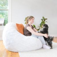Équipement de salle sensorielle en forme de larme coin lecture canapé-lit simple paresseux détendre sol paresseux chaises compressées sur la taille pouf chaise