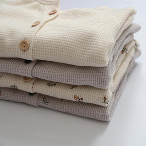 Pyjamas style coréen pour enfant, ensemble 2 pièces, pour bébés, garçons et filles, manches longues, boutons gaufrés, motifs floraux, maison, nouvelle collection - Product Image 4