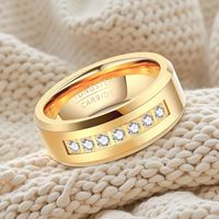 Bague large en carbure de tungstène avec incrustation de pierres CZ rondes, finition brossée et polie, bague de déclaration pour homme, en stock pour la vente en gros