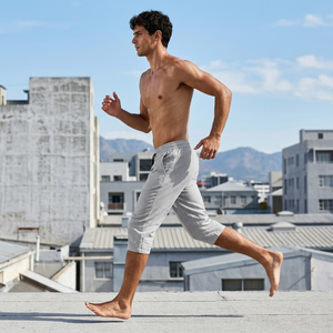 Shorts de football légers pour hommes, séchage rapide, taille élastique, cordon de serrage réglable, poches latérales, évacuation de l'humidité - Product Image 2