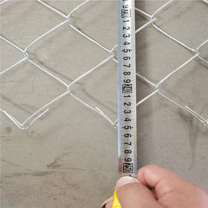 Cerca <span class=keywords><strong>de</strong></span> eslabones <span class=keywords><strong>de</strong></span> cadena aluminizada <span class=keywords><strong>de</strong></span> calibre 9, forma <span class=keywords><strong>de</strong></span> agujero <span class=keywords><strong>de</strong></span> diamante, <span class=keywords><strong>alambre</strong></span> <span class=keywords><strong>de</strong></span> hierro galvanizado, doblado/corte/tejido para malla <span class=keywords><strong>de</strong></span> <span class=keywords><strong>alambre</strong></span> <span class=keywords><strong>de</strong></span> construcción - Product Image 2