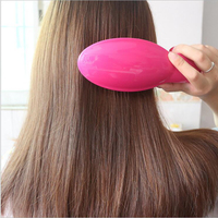 Brosse démêlante de qualité salon avec logo personnalisé, poils souples et doux, fonction coussin pour cheveux bouclés et tous types de cheveux
