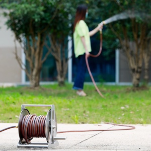 Avvolgitubo Automatico Retrattile per <span class=keywords><strong>Acqua</strong></span> da Giardino 30m di Alta Qualità per Idropulitrice ad Alta Pressione - Product Image 4