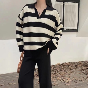 เสื้อคาร์ดิแกนไหมพรมคอวีลายทางตัดสีสไตล์โปโลสำหรับผู้หญิงแฟชั่นฤดูใบไม้ร่วงทรงโอเวอร์ไซส์ - Product Image 5