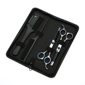 4 pièces à usage domestique lame en acier inoxydable Kit de <span class=keywords><strong>ciseaux</strong></span> de coiffure ensemble de coupe de cheveux de barbier pour l'amincissement et la coupe - Product Image 1