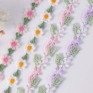 Dentelle en polyester soluble dans l'<span class=keywords><strong>eau</strong></span> <span class=keywords><strong>de</strong></span> 1,5/2 cm, petite <span class=keywords><strong>fleur</strong></span> <span class=keywords><strong>de</strong></span> tournesol, <span class=keywords><strong>fleur</strong></span> <span class=keywords><strong>de</strong></span> prunier, dentelle <span class=keywords><strong>pour</strong></span> vêtements, pinces à cheveux, chapeaux, bordures <span class=keywords><strong>de</strong></span> rideaux, broderie - Product Image 1