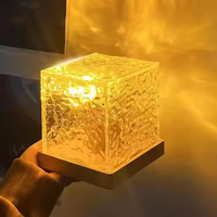 Lampe coucher de soleil 16 couleurs en forme de cube au design moderne pour chambre d'enfant Lumière LED Télécommande Décorations dynamiques d'ondulation de l'eau
