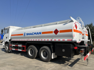 Camion-citerne Shacman H3000 6x4 à 10 roues, poids lourd, avec réservoir de carburant de 20 000 L, machine de distribution et pompe - Product Image 4