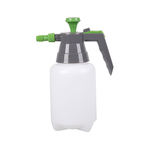Высокое качество 1L/1.5L/2L садовый ручной распылитель с пластиковой бутылкой для сельского хозяйства - Product Image 1