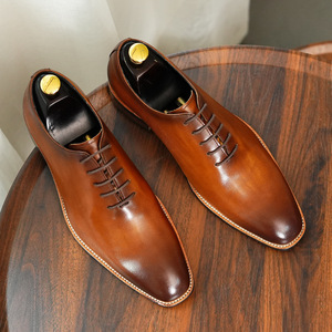 Chaussures décontractées rétro pour hommes en cuir véritable DSYX, légères, respirantes, à enfiler, style vintage, pour l'automne, vente en gros - Product Image 1