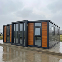 Maison conteneur élégante de 2 à 4 chambres, maison modulaire préfabriquée avec panneaux solaires pour boutique éphémère, magasin mobile et usage commercial
