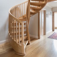 Einfach installierte Villa Gewerbliche Glass tufe Wendeltreppe Bewohner Innen Holz profil Wendeltreppe