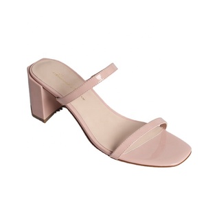 Nuova moda scarpe <span class=keywords><strong>sandali</strong></span> donna Sexy di lusso estate punta quadrata <span class=keywords><strong>tacco</strong></span> alto Slide pantofola con punta aperta a punta aperta <span class=keywords><strong>tacco</strong></span> <span class=keywords><strong>medio</strong></span> - Product Image 2