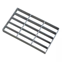 Caillebotis galvanisé à chaud Acier inoxydable Caillebotis en acier Poids Caillebotis en acier Matériaux de construction Plafond Échelles en fer