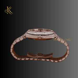 Elegante reloj de diamantes de moissanita brillante con piedras de corte brillante y construcción de lujo duradera para el glamour diario - Product Image 5