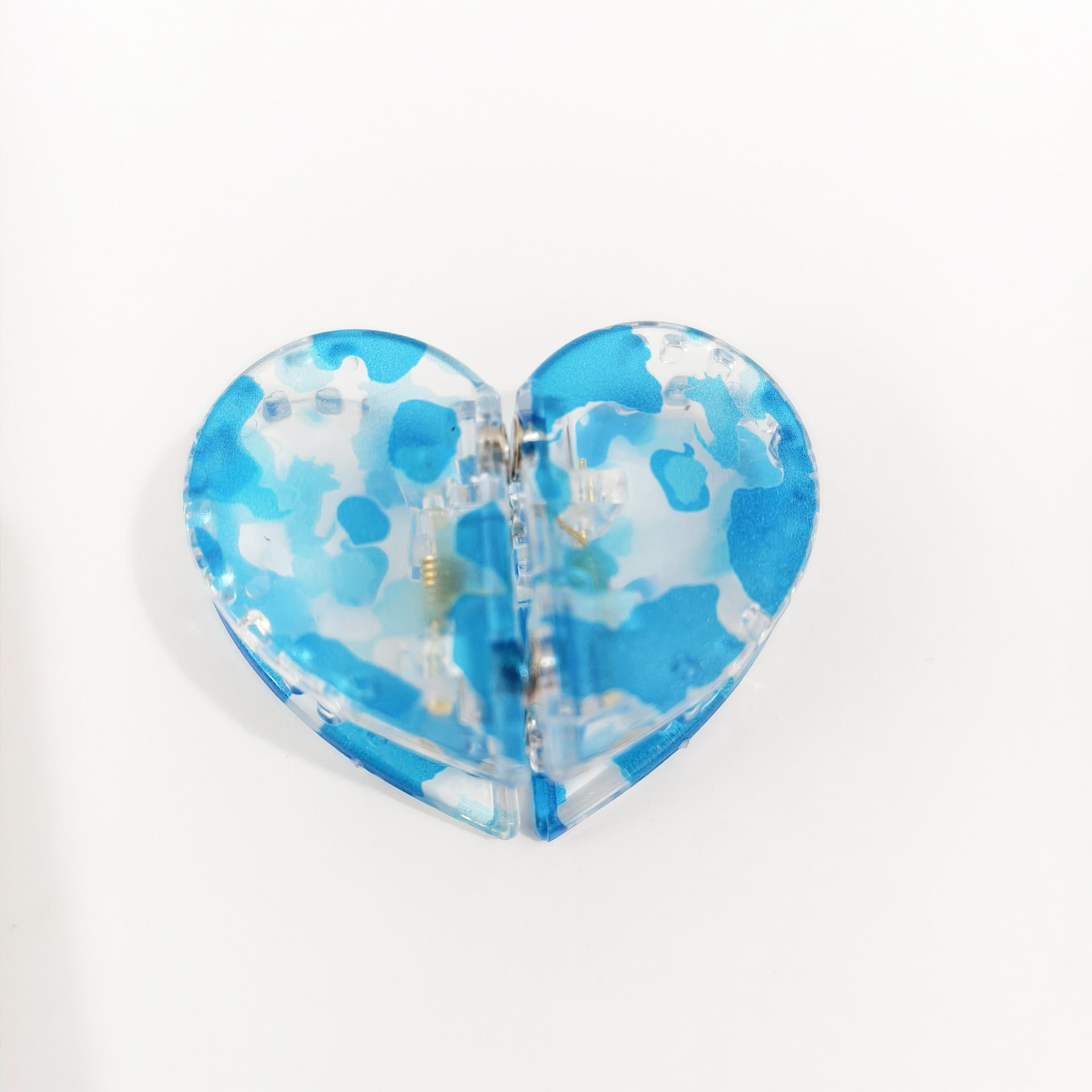 Blue leopard print (Heart-shaped)