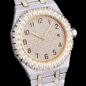 Montre de plongée en quartz de luxe personnalisée, style unisexe, mode, moissanite VVS, bracelet en acier inoxydable, étanche à 100 bars - Product Image 1