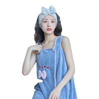 Peignoir en polaire corail personnalisable avec nœud papillon et broderie fraise, vente directe usine Jienifu, en stock, pour adulte