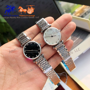 Relojes de Cuarzo Ultrafinos para Pareja Serie Longnes, con Esfera de Nácar Romana, Diamantes y Correa de Acero, Modelo L4.209.1.97.8 - Product Image 6