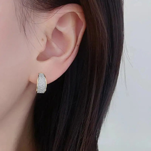 Eleganti Orecchini a Perno Bicolore, Gioielli Minimalisti Chic da Donna, per Uso Quotidiano, Idea Regalo - Product Image 4