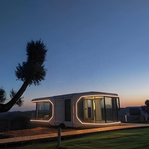 Sci-Fi Charm Cápsula espacial móvil Contenedores Ruedas Pistas Girar para cada viaje Future Life Mountains Seas Container Houses - Product Image 3