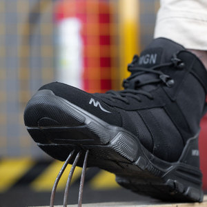 أحذية أعمال البناء من YIZHONCO ، نعل خارجي مطاطي علوي من الجلد ، خفيف الوزن مقاوم للتآكل ومضاد للانزلاق للاستخدام في مستودع المصنع - Product Image 3