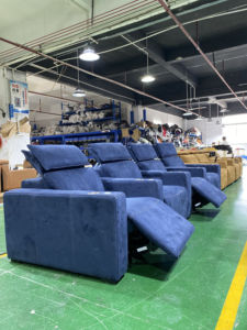 Juego de sofá seccional reclinable eléctrico de <span class=keywords><strong>4</strong></span> <span class=keywords><strong>plazas</strong></span>, reposacabezas eléctrico, sofás de tela extensibles para cine en casa, sofá Interior para sala de estar - Product Image 6
