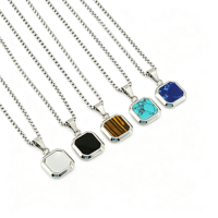 Nouveau collier en acier inoxydable de style européen et américain, style INS, populaire auprès des influenceurs, plaqué or 18 carats.