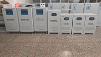 Régulateur de tension automatique triphasé AVR 10 kVA 20 kVA 30 kVA 50 kVA 50 Hz 220 V 380 V CA SVC, stabilisateur de tension, directement de l'usine