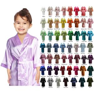 Peignoirs de bain kimono en satin de soie pour enfants Spa pour fête d'anniversaire de filles à fleurs pour enfants Vente en gros et à personnaliser - Product Image 2