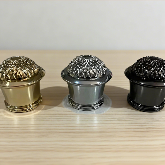 Custom Unique Perfume Cap With Flower High Quality Metallic Shaped Sprayer Perfume Bottle Caps Design Bottle Lid