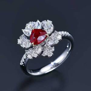 Bague en rubis naturel non chauffé de 1,14 ct, or massif 18 carats avec 34 diamants blancs brillants, bijoux de fiançailles - Product Image 2