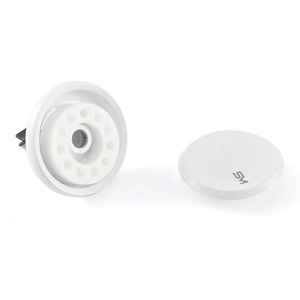 Diffuseur de parfum de luxe pour voiture en métal massif, sans électricité, longue durée, senteur unique - Product Image 4