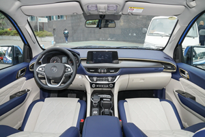 Venta Especial de Autos Usados <span class=keywords><strong>2022</strong></span> Foton <span class=keywords><strong>Grand</strong></span> General G7 2.0T Diésel 4 Puertas 5 Asientos Camioneta LHD 4WD Caja Larga Bajo Kilometraje Alto Rendimiento - Product Image 6