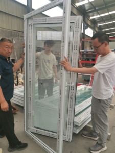 Swing mở cửa duy nhất cửa ra vào đôi kính PVC uPVC cửa với xây dựng trong rèm - Product Image 2