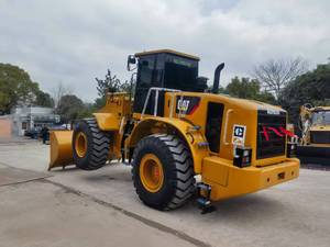 Chargeuse sur pneus d'occasion Cat 950H, faible nombre d'heures, d'origine japonaise, modèle classique robuste, efficace pour les carrières et la construction. - Product Image 4