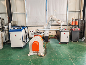 Machine de durcissement et de trempage au laser avec bras robotique automatique pour l'amélioration de la dureté des moules métalliques, la réparation de surfaces en acier et en aluminium - Product Image 3