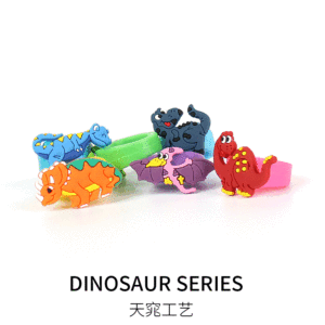 Bague pour enfants en plastique souple motif dinosaure poupée créative en PVC - Product Image 4